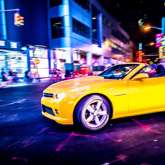 New York chevrolet camaro jaune